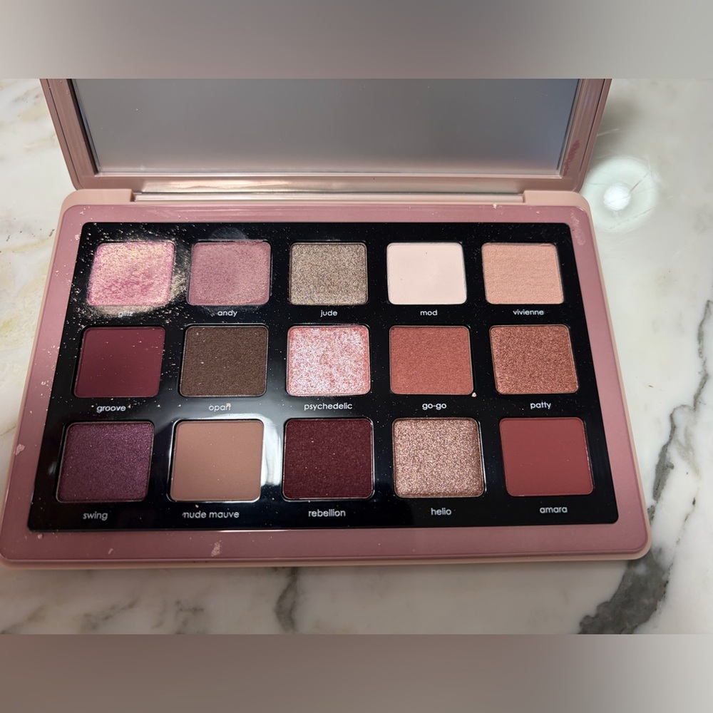Natasha Denona Pink & Mauve 15-Color Eyeshadow Palette